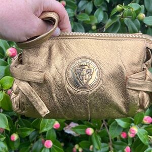 Gold Gucci Hysteria Clutch